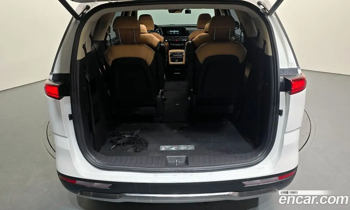 Kia Carnival 2022 3.5 автомат (гидро), фото 32