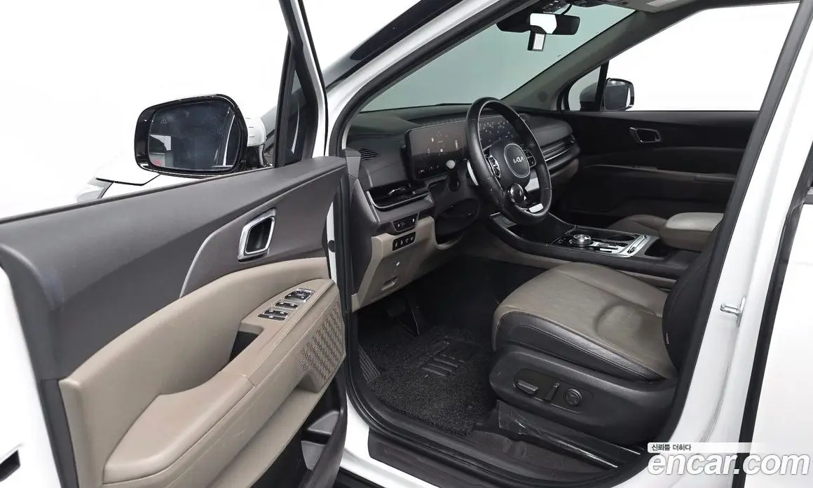 Kia Carnival 2024 3.5 автомат (гидро), фото 13 Kia Carnival 2024 3.5 автомат (гидро), фото 13