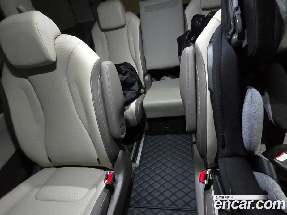 Kia Carnival 2025 1.6 автомат (гидро), фото 7 Kia Carnival 2025 1.6 автомат (гидро), фото 7