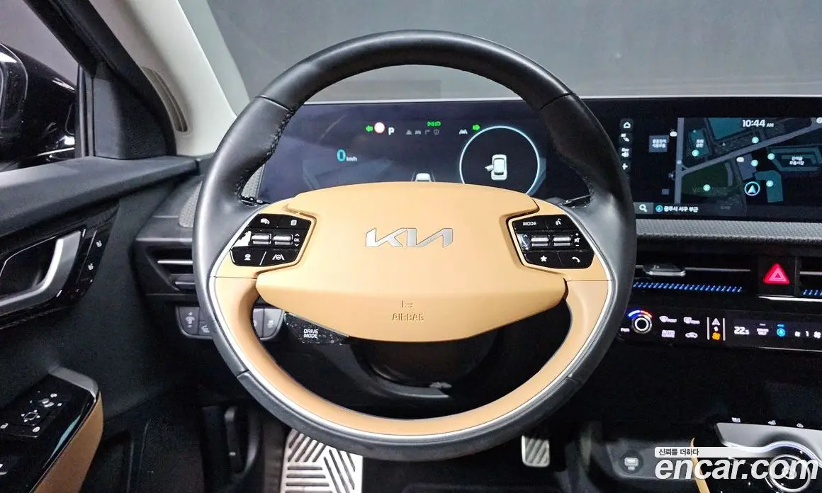 Kia EV6 2023 0.1 автомат (гидро), фото 17