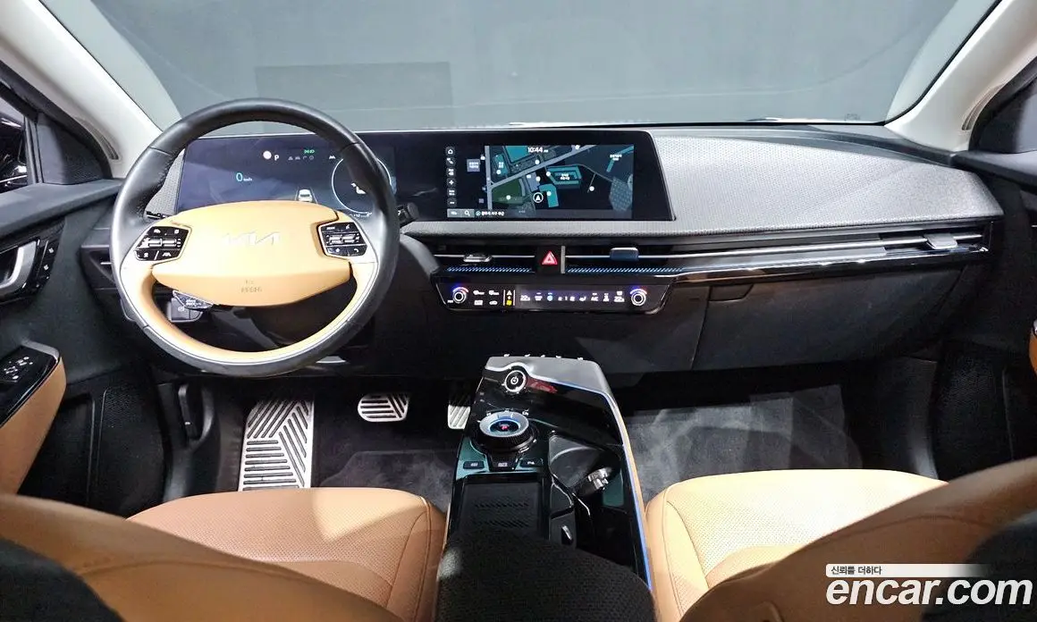 Kia EV6 2023 0.1 автомат (гидро), фото 10