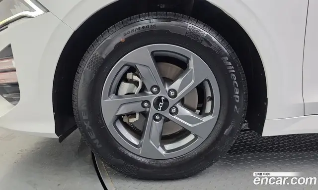 Kia K5 (Optima) 2022 2.0 автомат (гидро), миниатюра 5