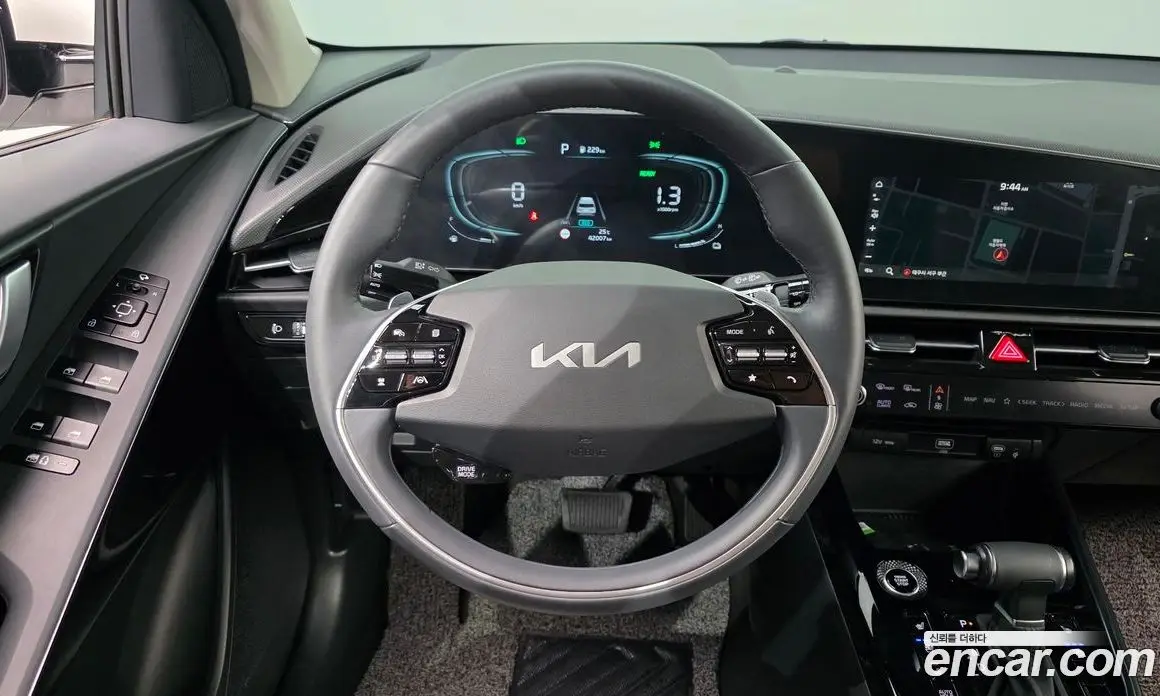 Kia Niro 2022 1.6 автомат (гидро), фото 20