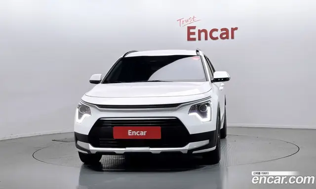 Kia Niro 2022 1.6 автомат (гидро), миниатюра 3
