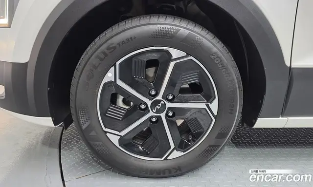 Kia Niro 2022 1.6 автомат (гидро), миниатюра 5