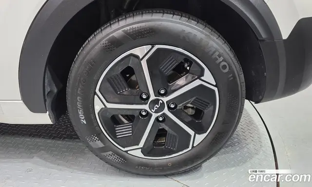 Kia Niro 2022 1.6 автомат (гидро), миниатюра 7