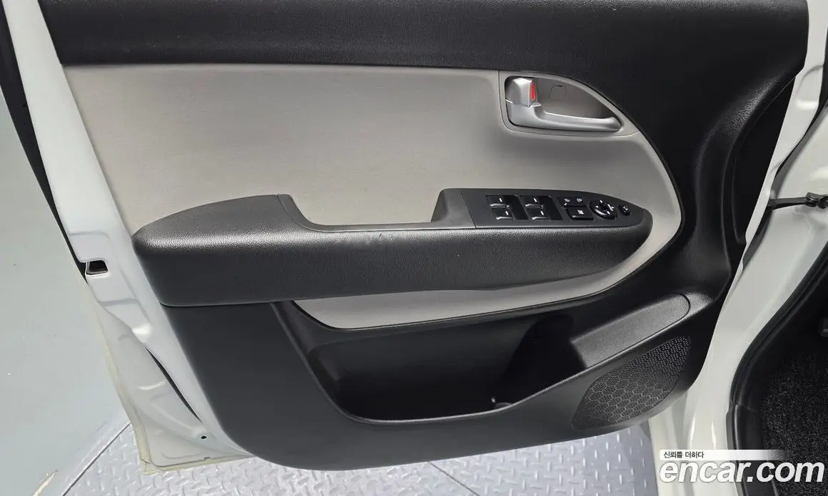 Kia Ray 2022 1.0 автомат (гидро), фото 14