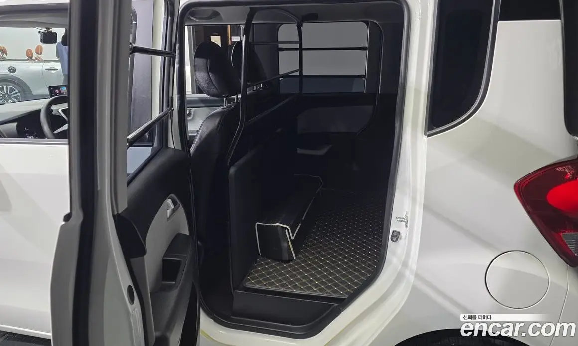 Kia Ray 2022 1.0 автомат (гидро), фото 17
