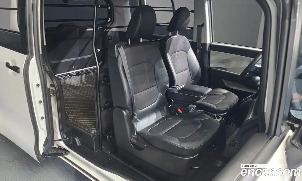 Kia Ray 2022 1.0 автомат (гидро), фото 18