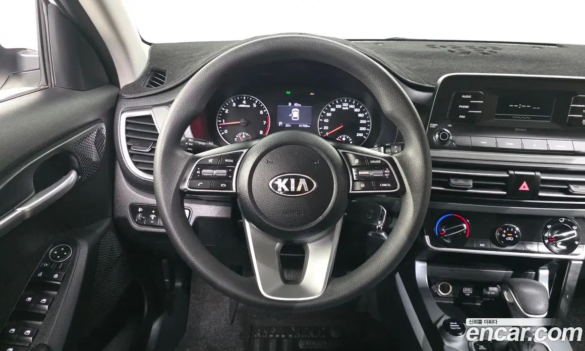 Kia Seltos 2020 1.6 автомат (гидро), фото 13 Kia Seltos 2020 1.6 автомат (гидро), фото 13