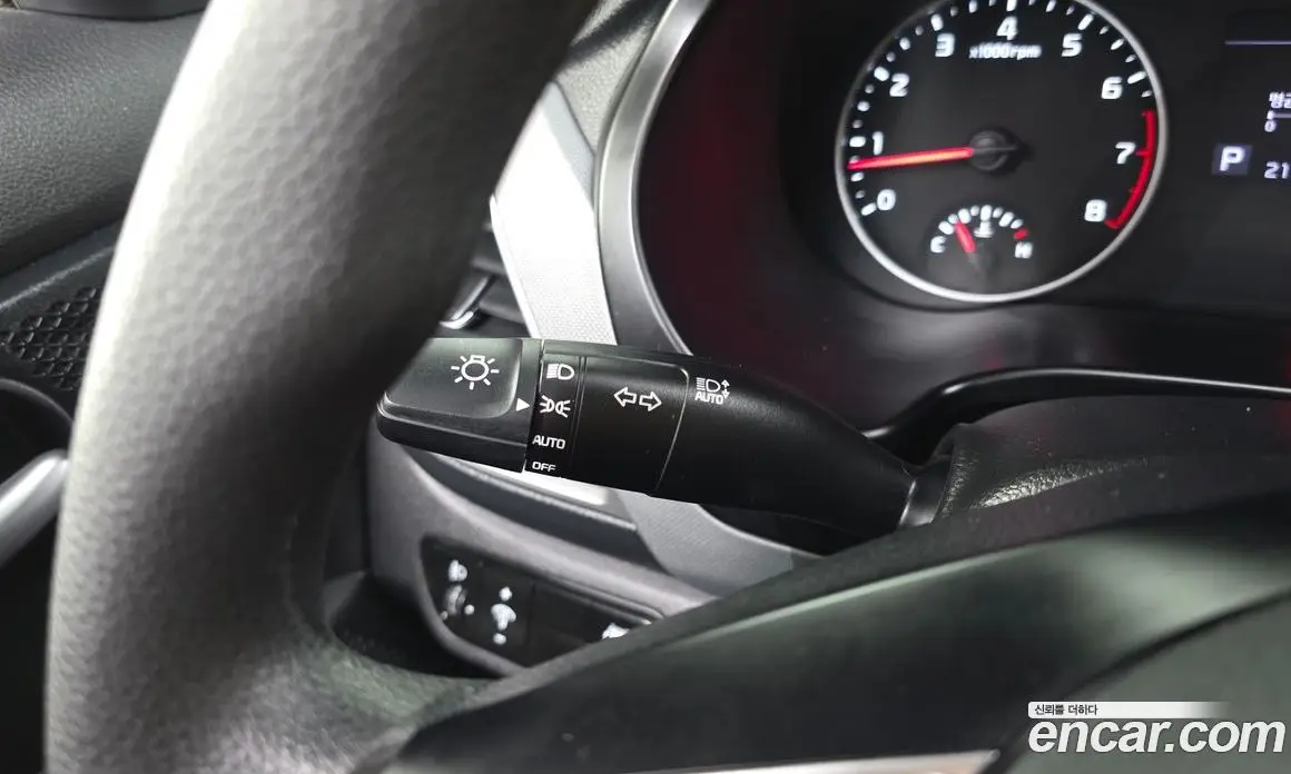 Kia Seltos 2020 1.6 автомат (гидро), фото 18 Kia Seltos 2020 1.6 автомат (гидро), фото 18