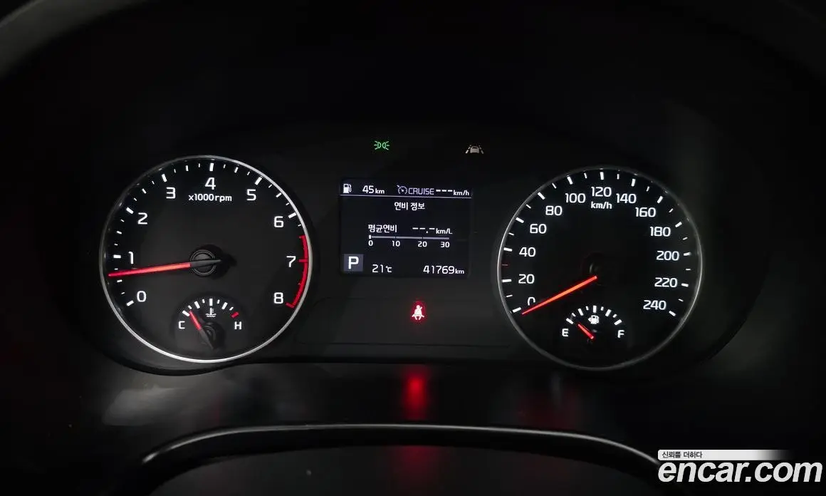 Kia Seltos 2020 1.6 автомат (гидро), фото 8 Kia Seltos 2020 1.6 автомат (гидро), фото 8