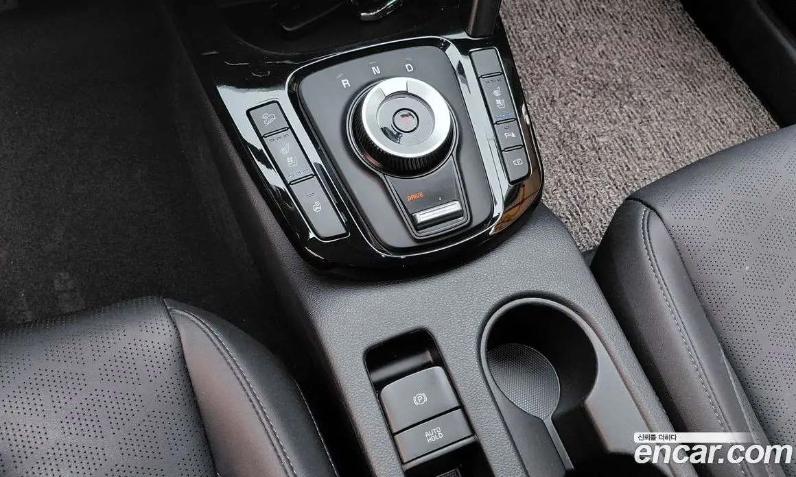 Kia Seltos 2023 1.6 автомат (гидро), фото 12