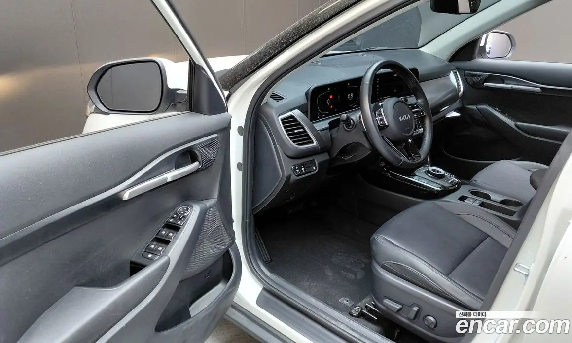 Kia Seltos 2023 1.6 автомат (гидро), фото 13