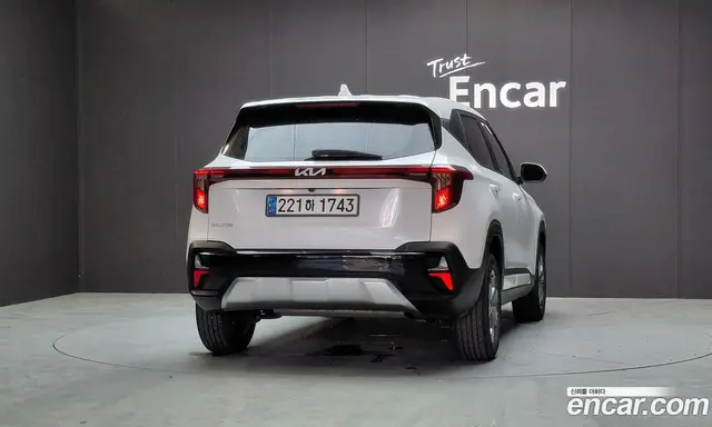 Kia Seltos 2023 1.6 автомат (гидро), миниатюра 4