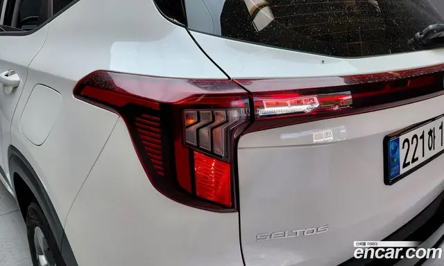 Kia Seltos 2023 1.6 автомат (гидро), миниатюра 9