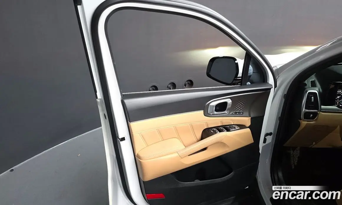 Kia Sorento 2023 2.5 автомат (гидро), фото 14