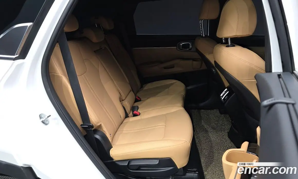 Kia Sorento 2023 2.5 автомат (гидро), фото 18