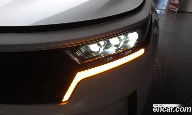 Kia Sorento 2023 2.5 автомат (гидро), миниатюра 8