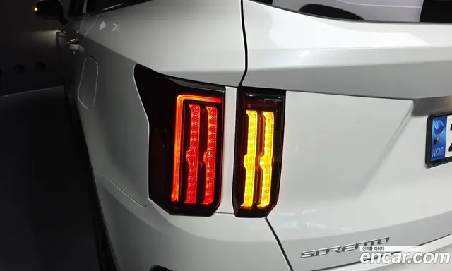 Kia Sorento 2023 2.5 автомат (гидро), миниатюра 9