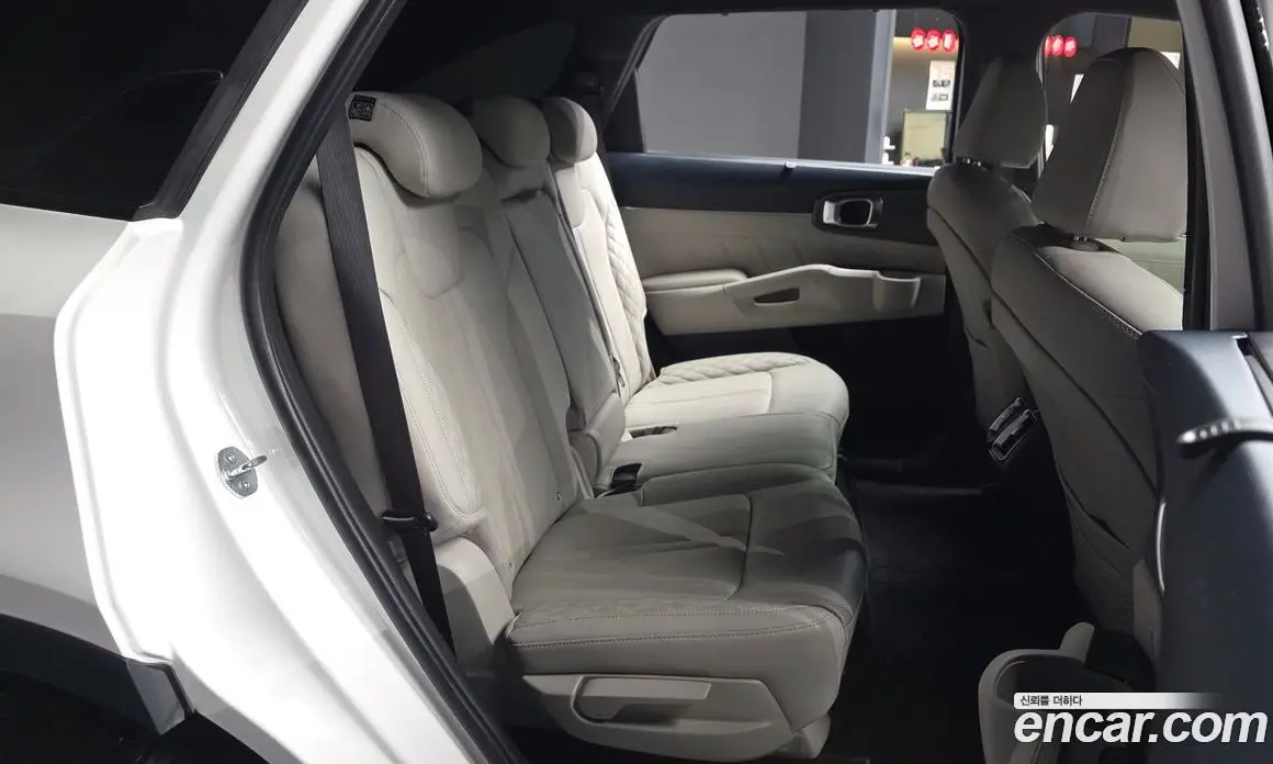 Kia Sorento 2024 1.6 автомат (гидро), фото 18