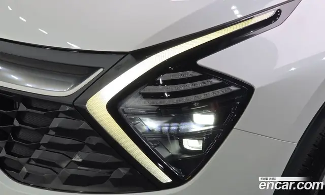 Kia Sportage 2022 1.6 автомат (гидро), миниатюра 7