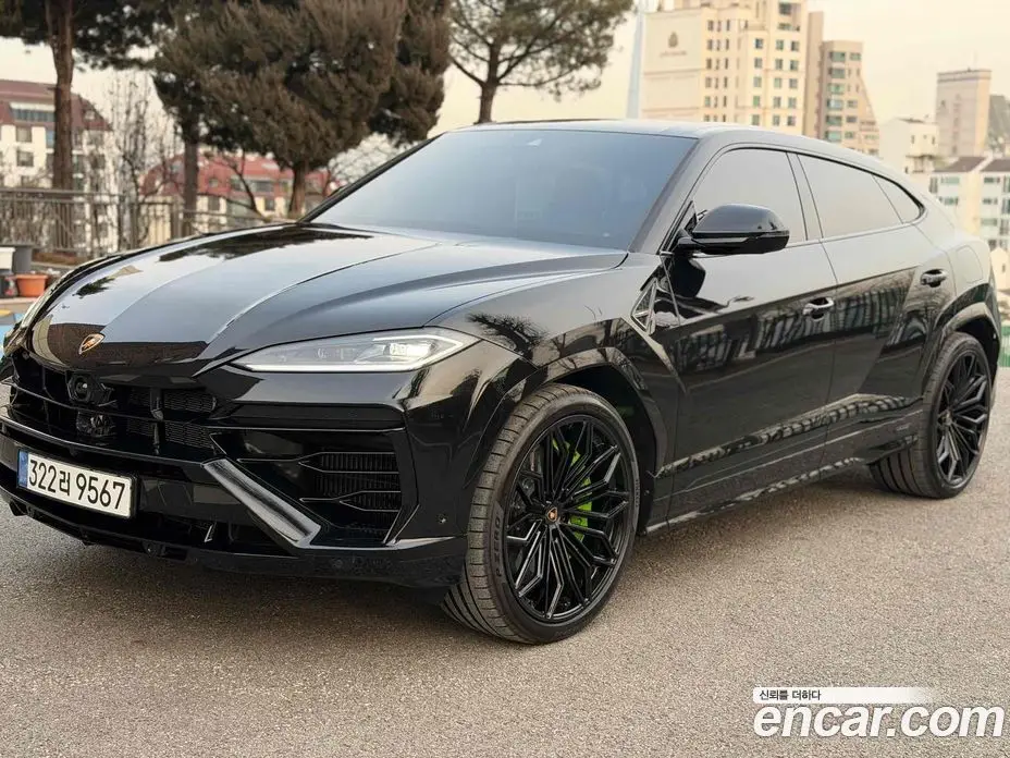 Lamborghini Urus 2026 4.0 автомат (гидро), фото 2 Lamborghini Urus 2026 4.0 автомат (гидро), фото 2