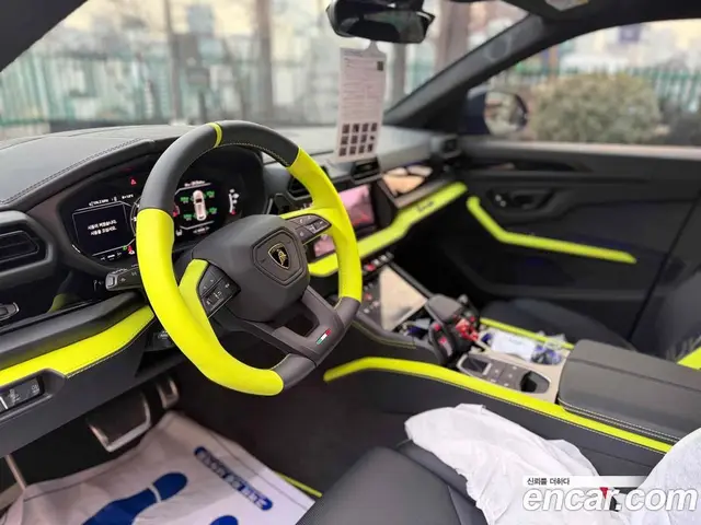 Lamborghini Urus 2026 4.0 автомат (гидро), миниатюра 8 Lamborghini Urus 2026 4.0 автомат (гидро), миниатюра 8