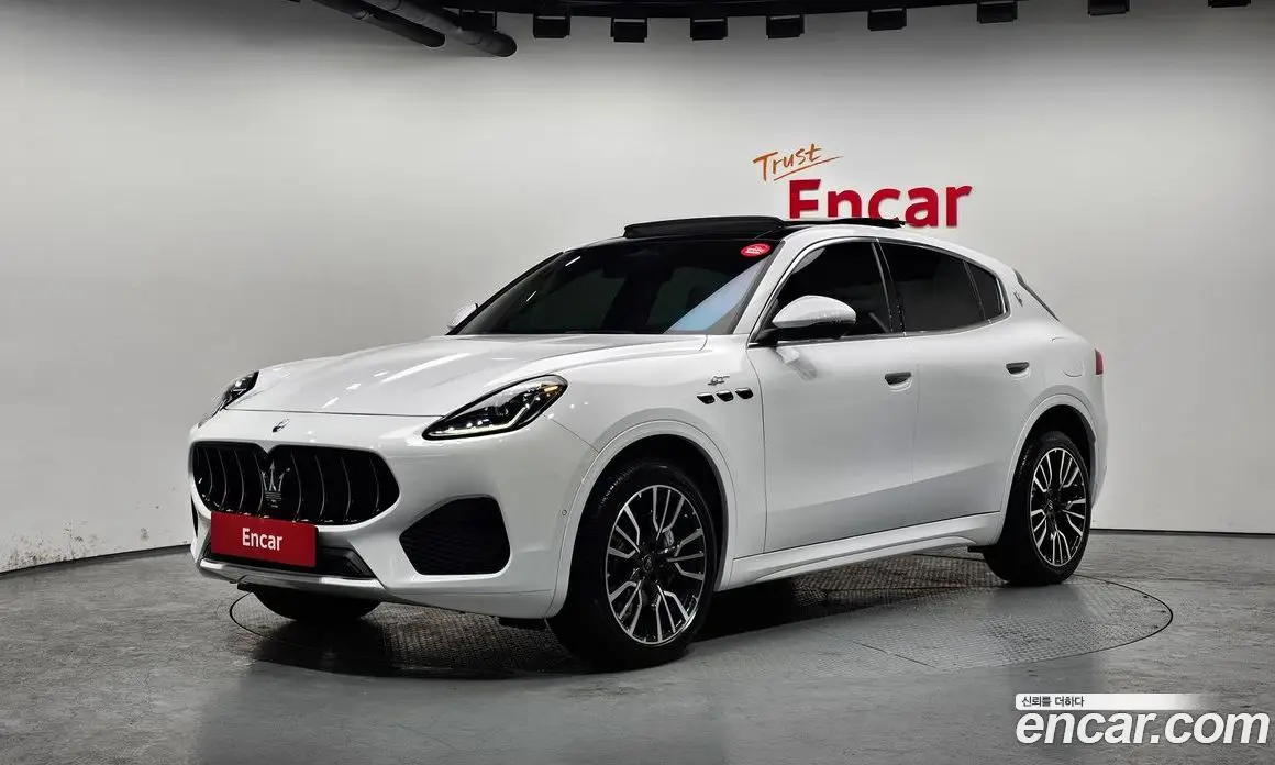 Maserati Grecale 2023 2.0 автомат (гидро), фото 1 Maserati Grecale 2023 2.0 автомат (гидро), фото 1