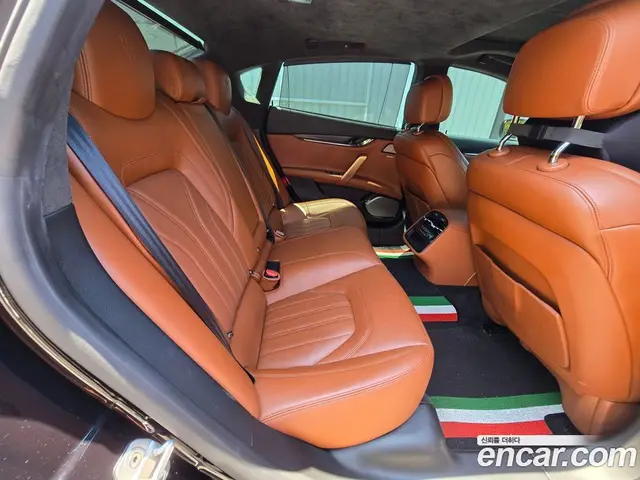 Maserati Quattroporte, 2016, 80 500 км