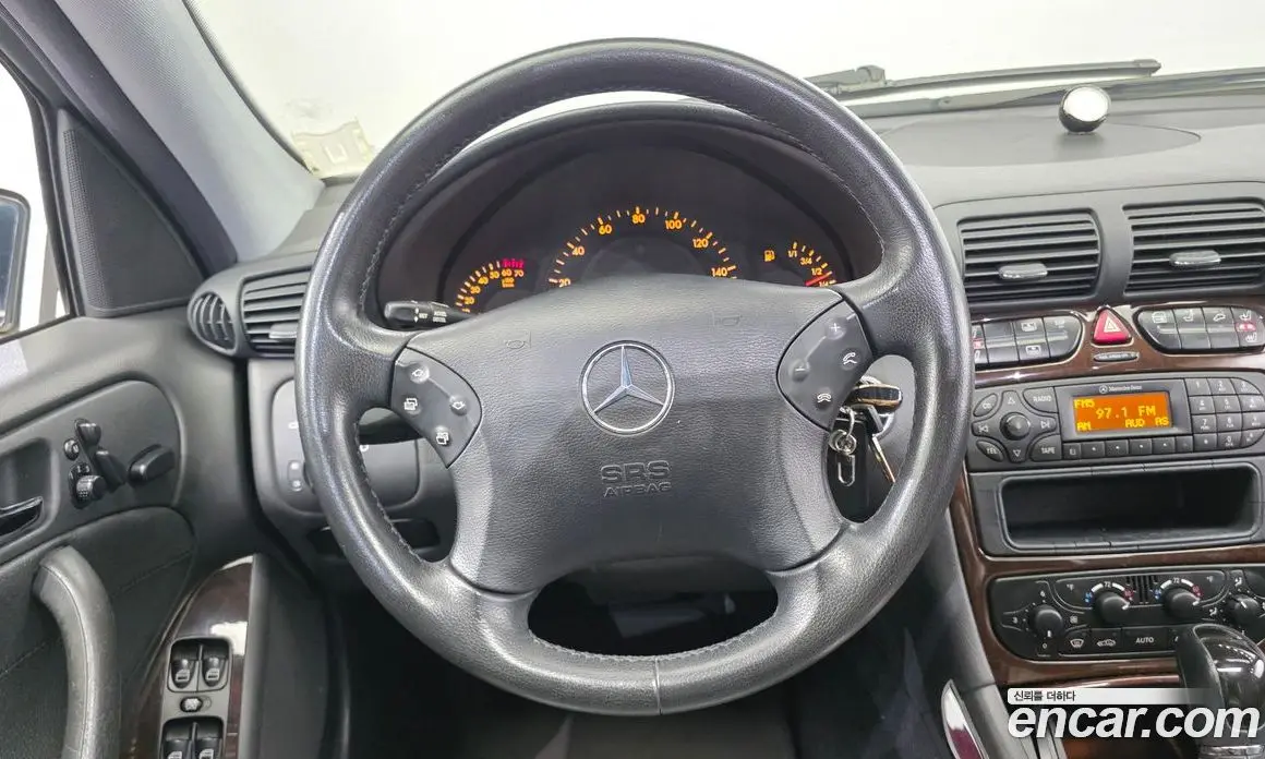 Mercedes-Benz C-Class 2004 2.6 автомат (гидро), фото 14