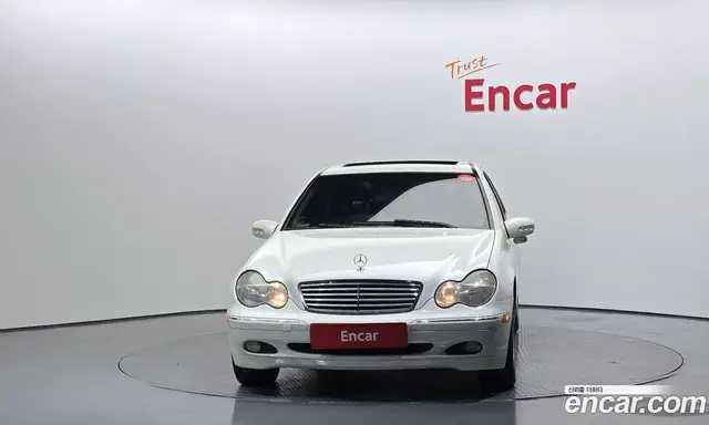 Mercedes-Benz C-Class 2004 2.6 автомат (гидро), миниатюра 3
