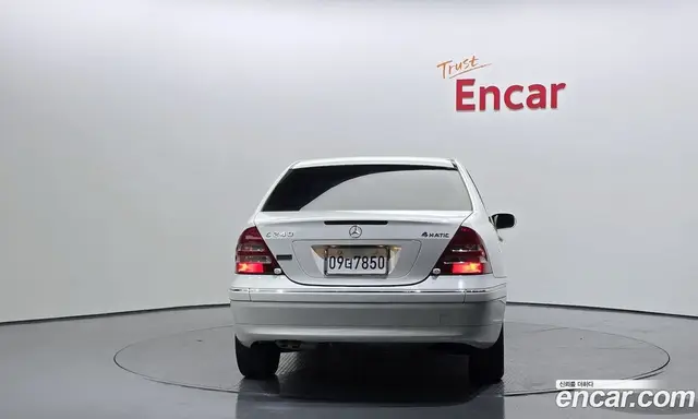 Mercedes-Benz C-Class 2004 2.6 автомат (гидро), миниатюра 4