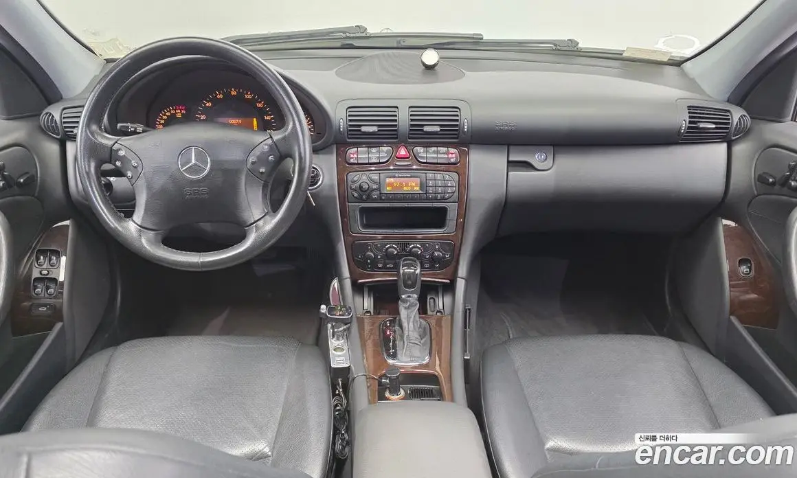 Mercedes-Benz C-Class 2004 2.6 автомат (гидро), фото 7