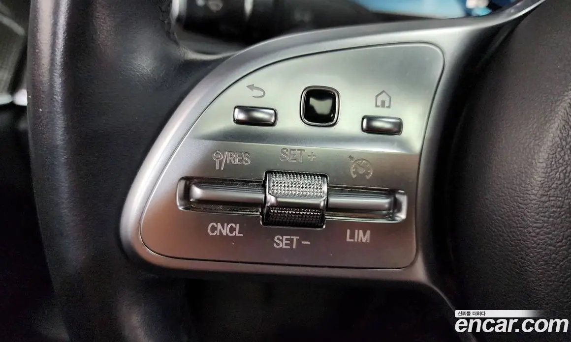 Mercedes-Benz CLS-Class 2019 1.9 автомат (гидро), фото 32 Mercedes-Benz CLS-Class 2019 1.9 автомат (гидро), фото 32
