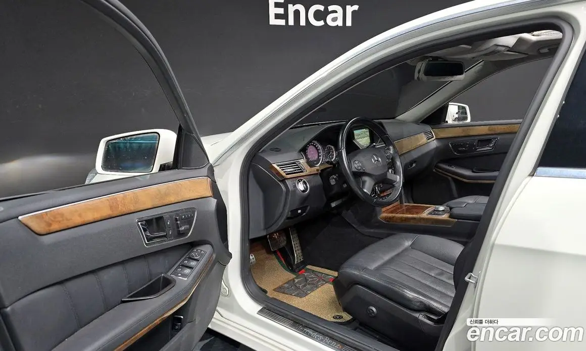 Mercedes-Benz E-Class 2011 3.5 автомат (гидро), фото 10