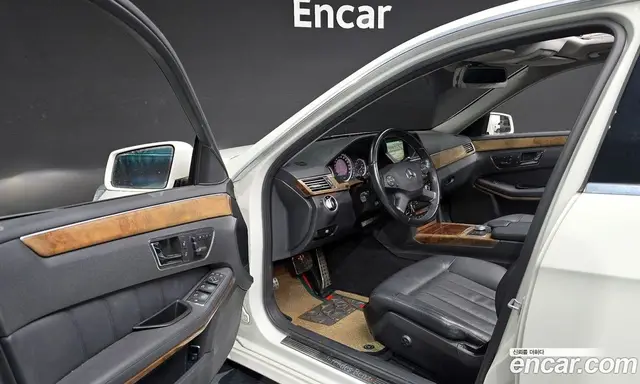 Mercedes-Benz E-Class 2011 3.5 автомат (гидро), миниатюра 10