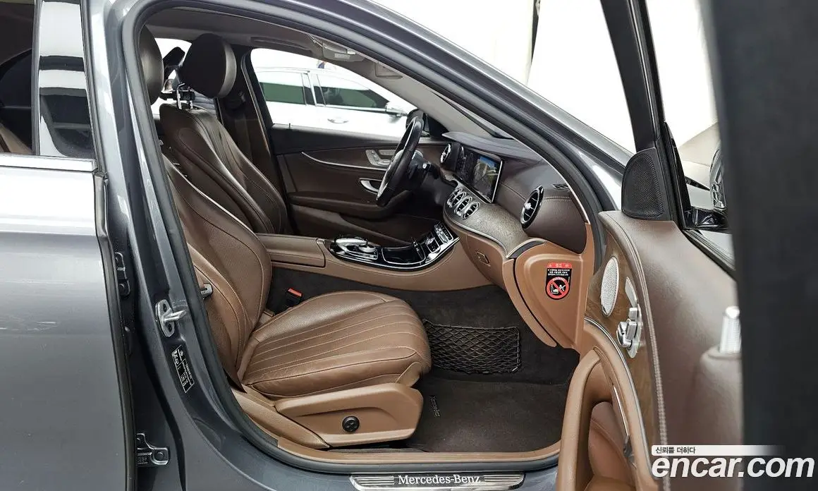 Mercedes-Benz E-Class 2019 2.0 автомат (гидро), фото 17