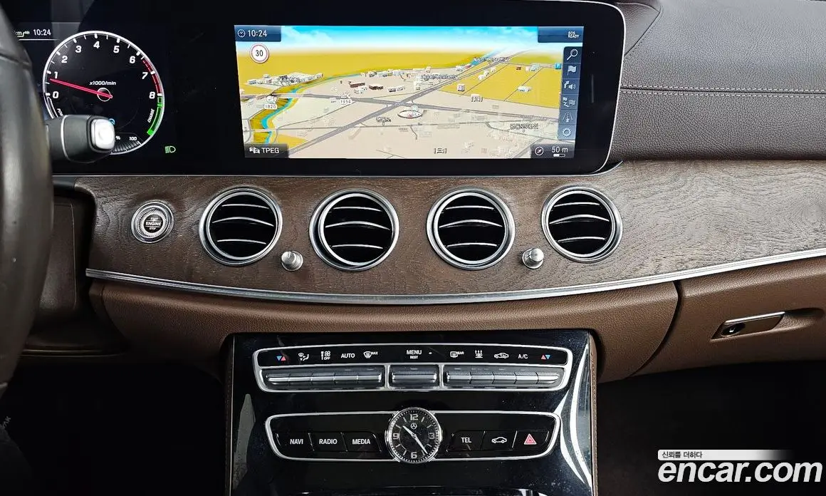 Mercedes-Benz E-Class 2019 2.0 автомат (гидро), фото 20