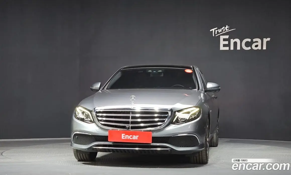 Mercedes-Benz E-Class 2019 2.0 автомат (гидро), фото 3