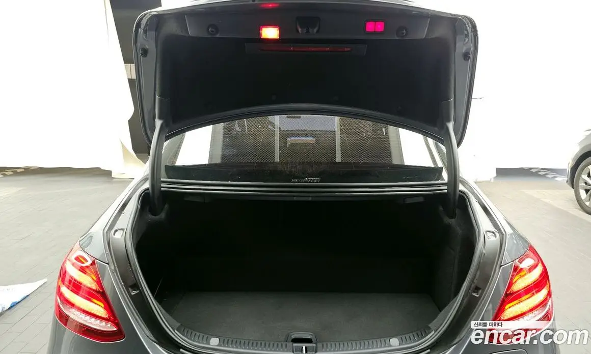 Mercedes-Benz E-Class 2019 2.0 автомат (гидро), фото 26