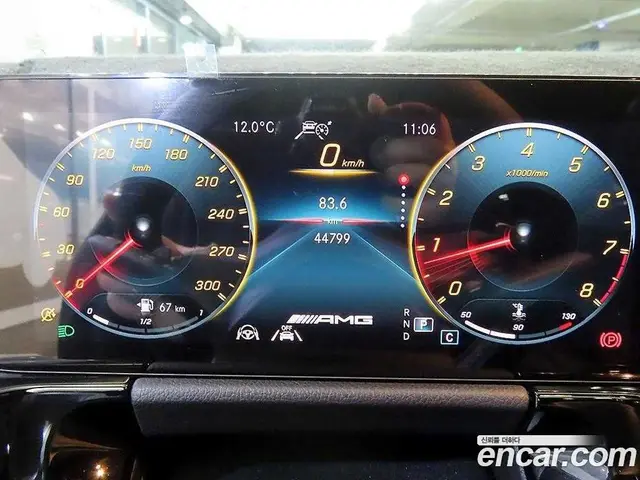 Mercedes-Benz GLA-Class 2022 2.0 автомат (гидро), миниатюра 8