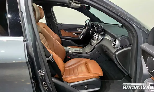 Mercedes-Benz GLC-Class 2022 2.0 автомат (гидро), миниатюра 11