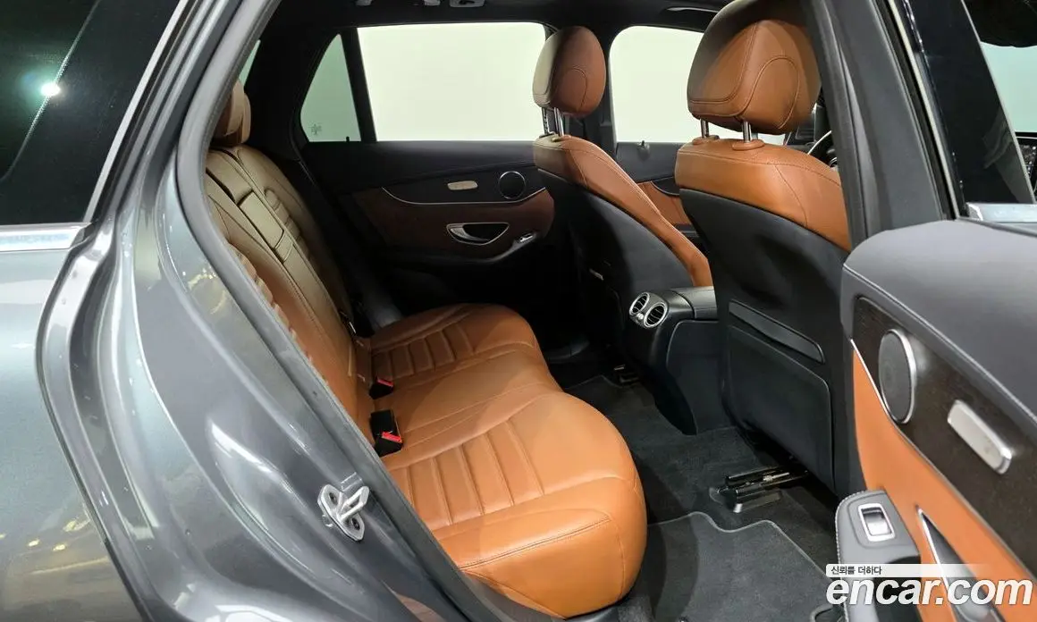 Mercedes-Benz GLC-Class 2022 2.0 автомат (гидро), фото 12