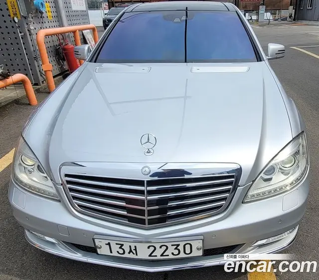 Mercedes-Benz S-Class 2010 5.5 автомат (гидро), миниатюра 3