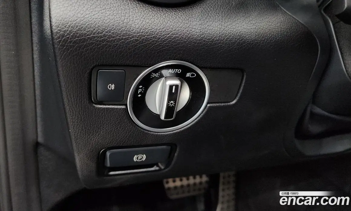 Mercedes-Benz SLC-Class 2017 2.0 автомат (гидро), фото 14