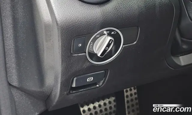 Mercedes-Benz SLK-Class 2016 2.0 автомат (гидро), миниатюра 12