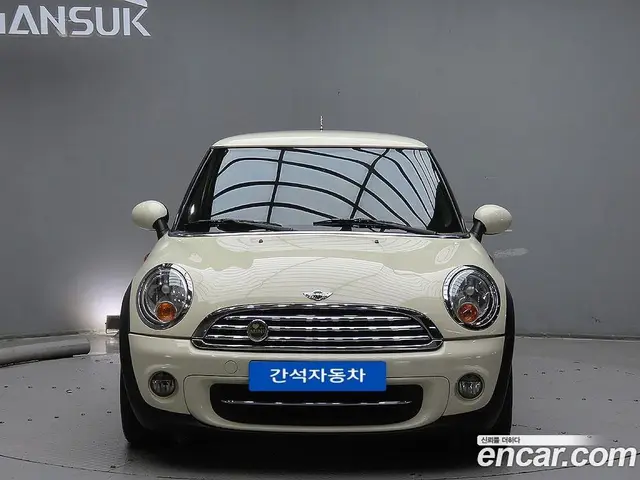 Mini Cooper 2010 1.6 автомат (гидро), миниатюра 1 Mini Cooper 2010 1.6 автомат (гидро), миниатюра 1
