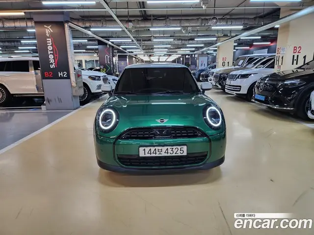 Mini Cooper 2025 2.0 автомат (гидро), миниатюра 1 Mini Cooper 2025 2.0 автомат (гидро), миниатюра 1