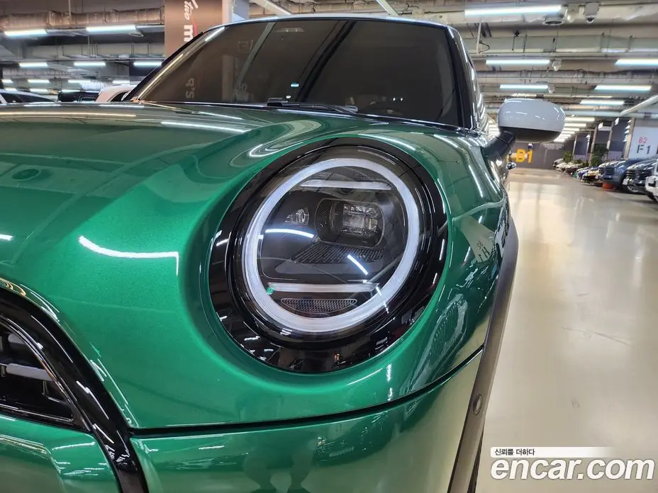 Mini Cooper 2025 2.0 автомат (гидро), фото 8 Mini Cooper 2025 2.0 автомат (гидро), фото 8